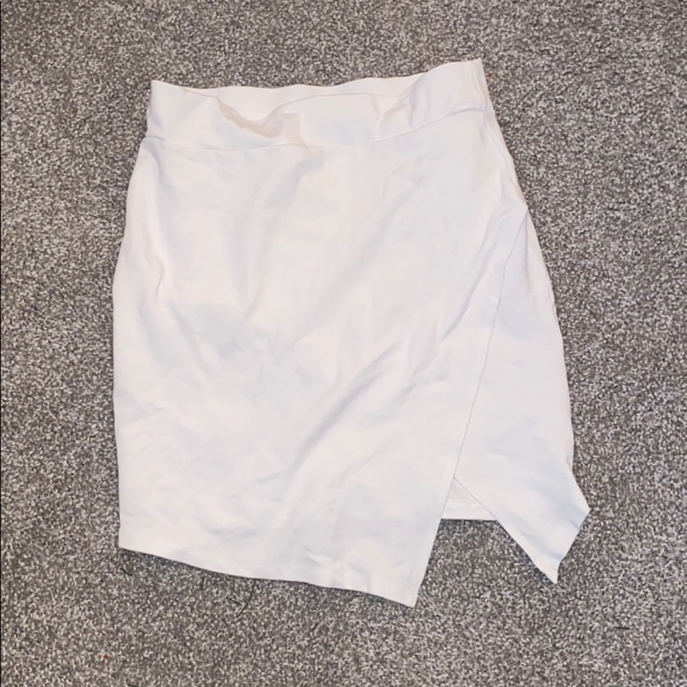 Forever 21 White Skirt